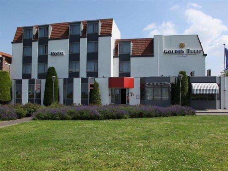 Hotel De Blaauwe Leeuw Terneuzen Bagian luar foto