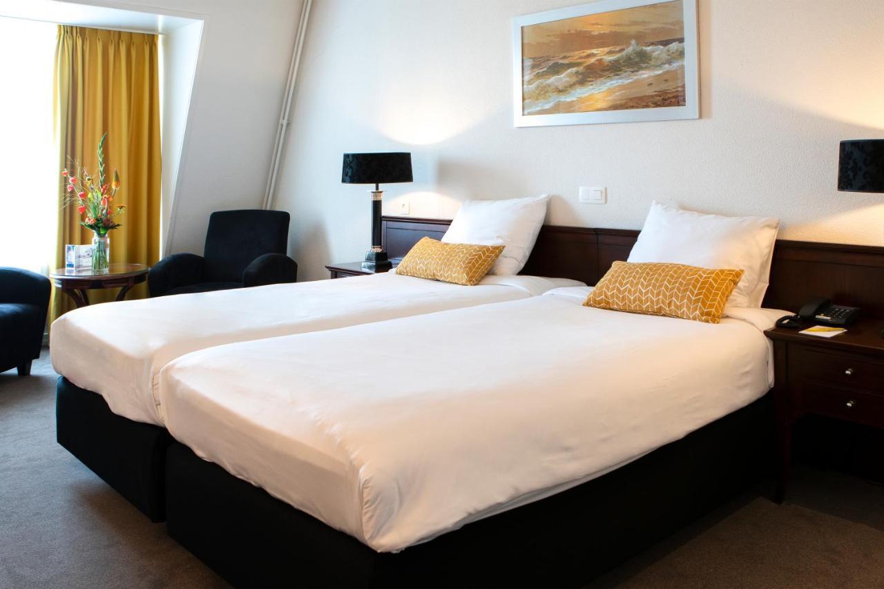 Hotel De Blaauwe Leeuw Terneuzen Bagian luar foto